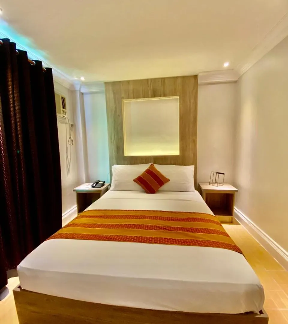 Hotel Euroasia By BLUEBOOKERS Angeles
