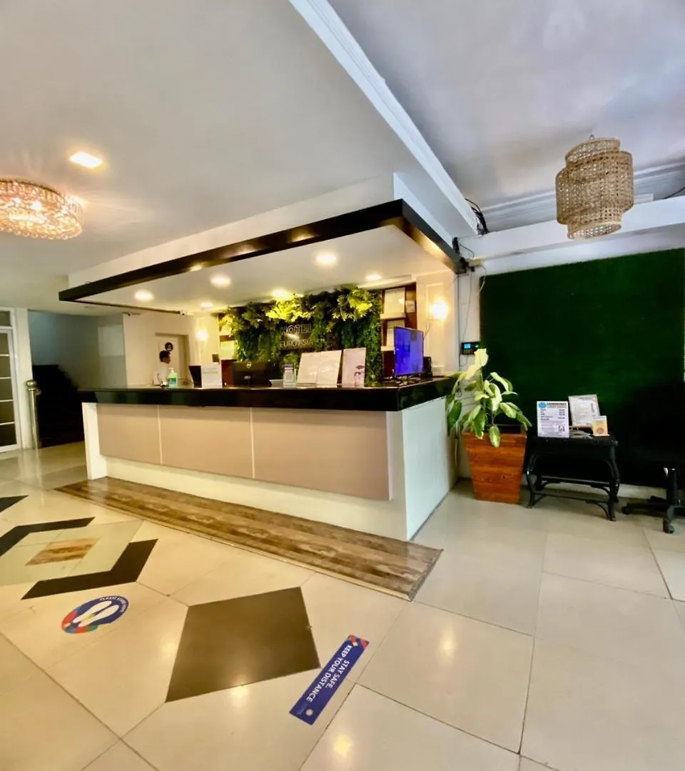 Hotel Euroasia By BLUEBOOKERS Angeles