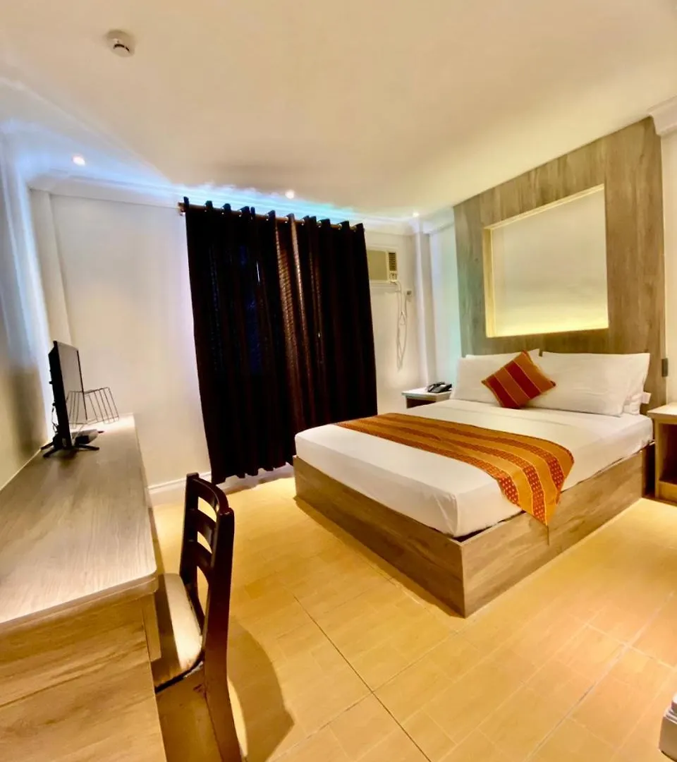 Hotel Euroasia By Bluebookers Angeles