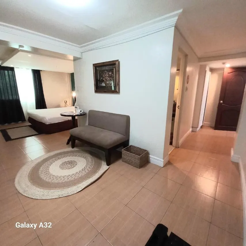 Hotel Euroasia By Bluebookers Angeles 3*,