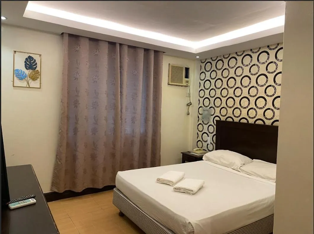 Hotel Euroasia By Bluebookers Angeles